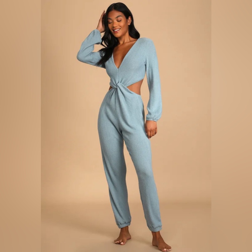 Lulu’s Lounge Time Light Blue Ribbed Twist-Front Lounge Jumpsuit Size Small